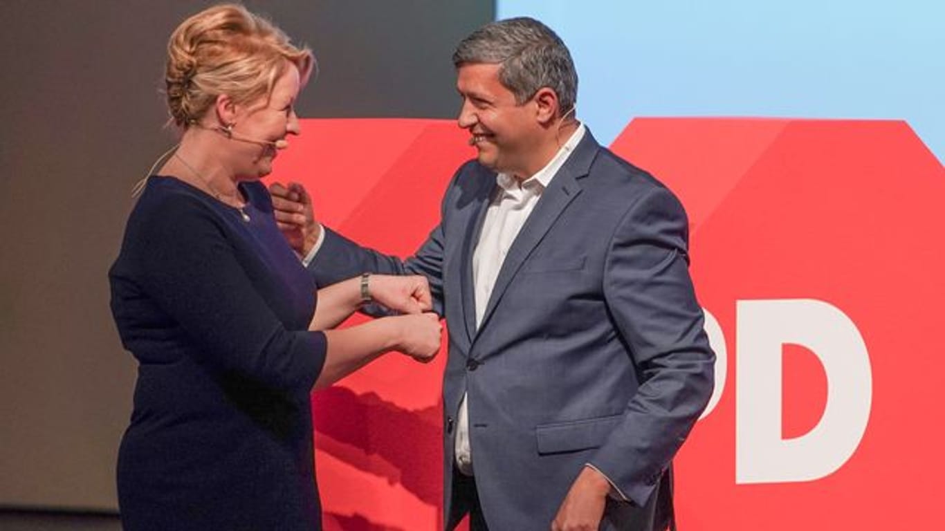 Die beiden Vorsitzenden der Berliner SPD Franziska Giffey und Raed Saleh: Die Bundesfamilienministerin wurde nun offiziell als Spitzenkandidatin der Berliner SPD für die Abgeordnetenhauswahl bestätigt.