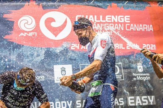 Siegte auf Gran Canaria: Jan Frodeno (M).
