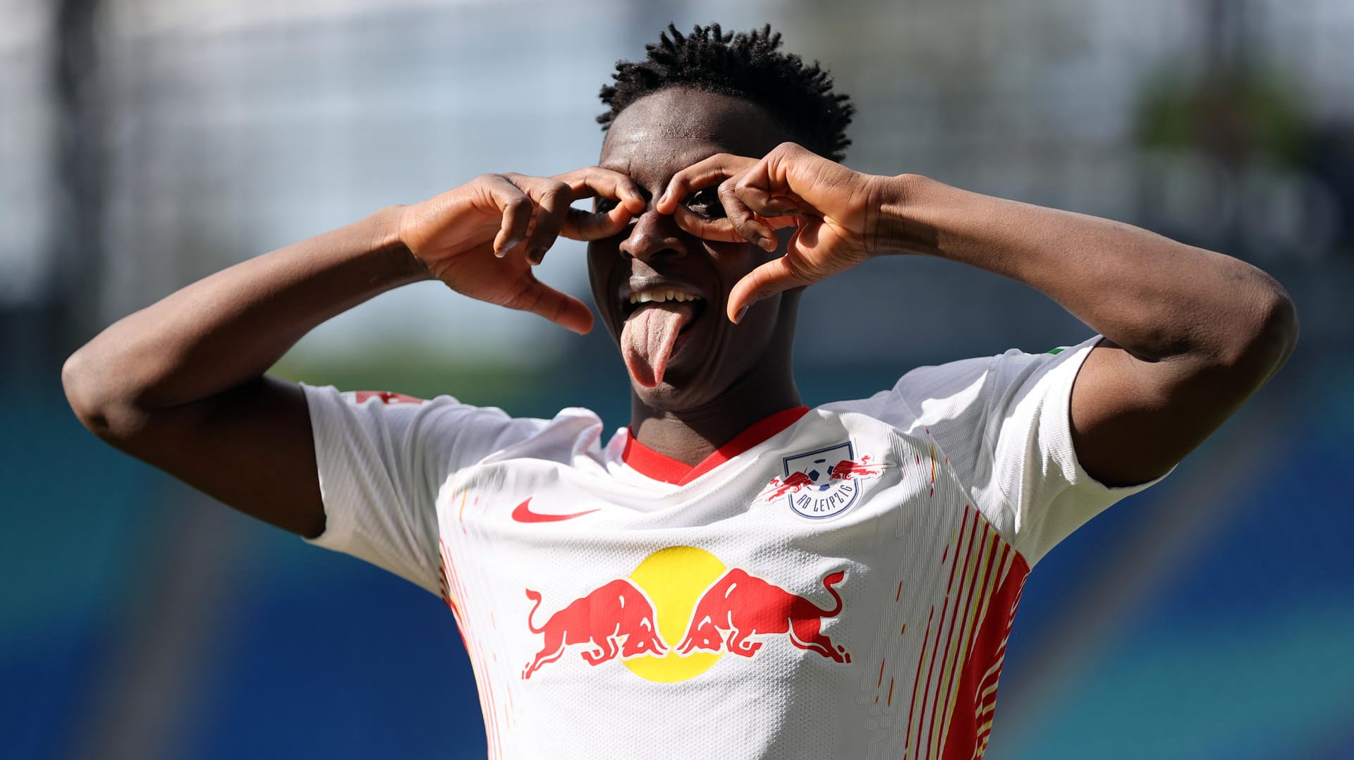 Amadou Haidara: Der Leipziger jubelt nach seinem Tor zum 1:0 gegen den VfB Stuttgart. Amadou Haidara: Der Leipziger jubelt nach seinem Tor zum 1:0 gegen den VfB Stuttgart.