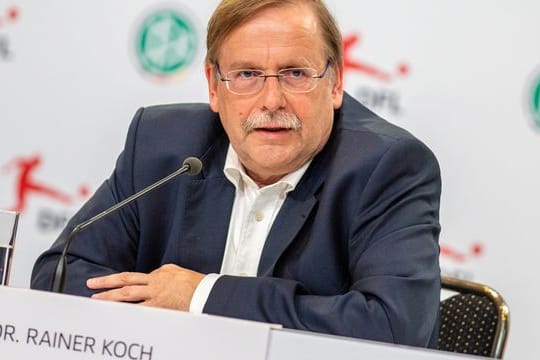 Rainer Koch ist deutlich gegen eine mögliche Ablösesumme für einen Bundestrainer.