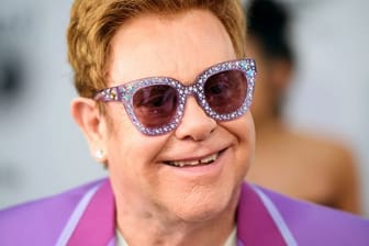 Elton John feierte die Oscars im Internet.