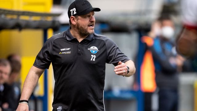 Trainer Steffen Baumgart soll bei Hannover 96 auf der Wunschliste stehen. Trainer Steffen Baumgart soll bei Hannover 96 auf der Wunschliste stehen.