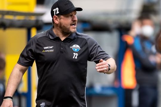 Trainer Steffen Baumgart soll bei Hannover 96 auf der Wunschliste stehen.