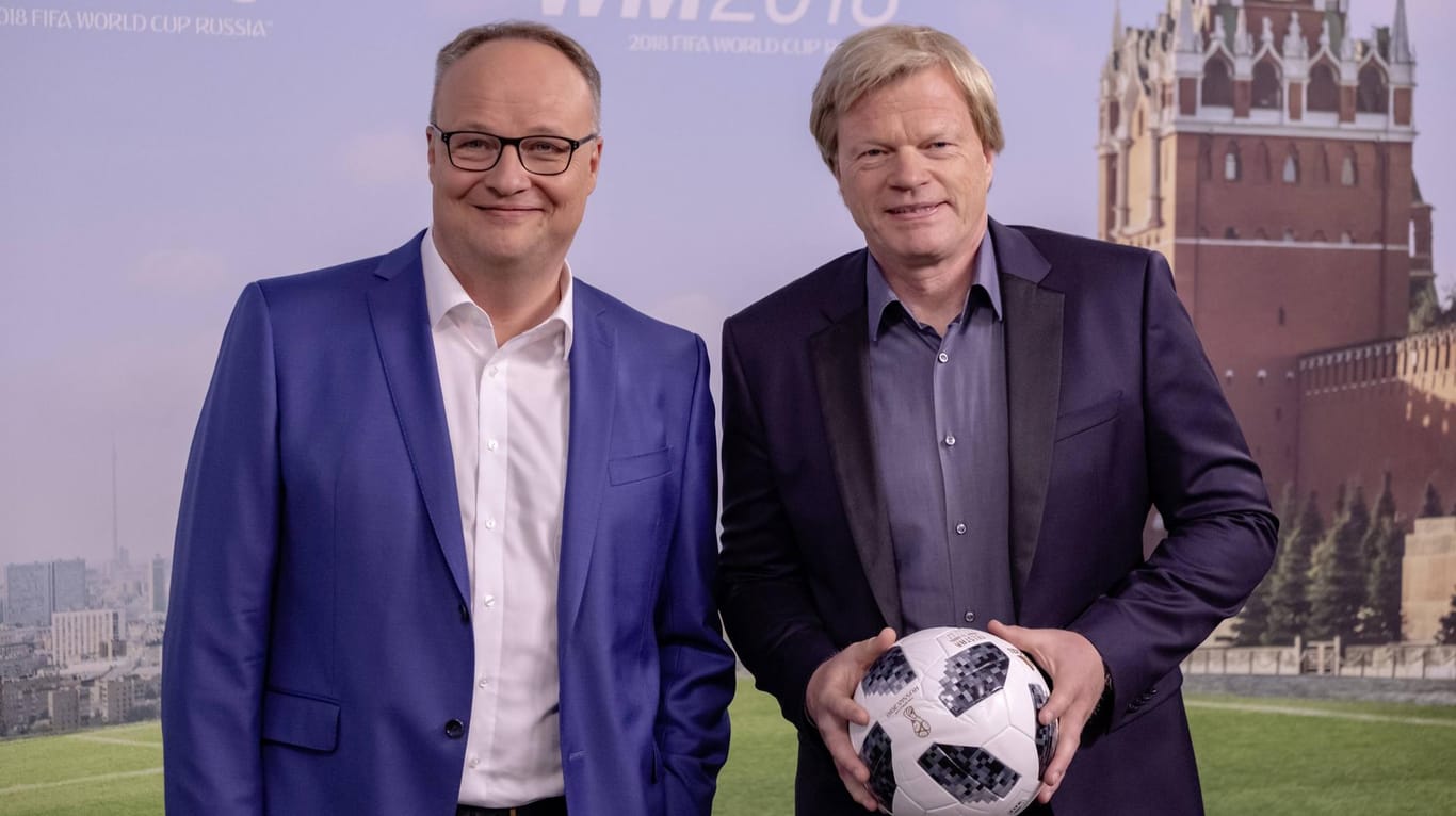 Dieses TV-Duo wird es zur Fußball-EM nicht mehr geben (v.l.): Oliver Welke und Oliver Kahn.