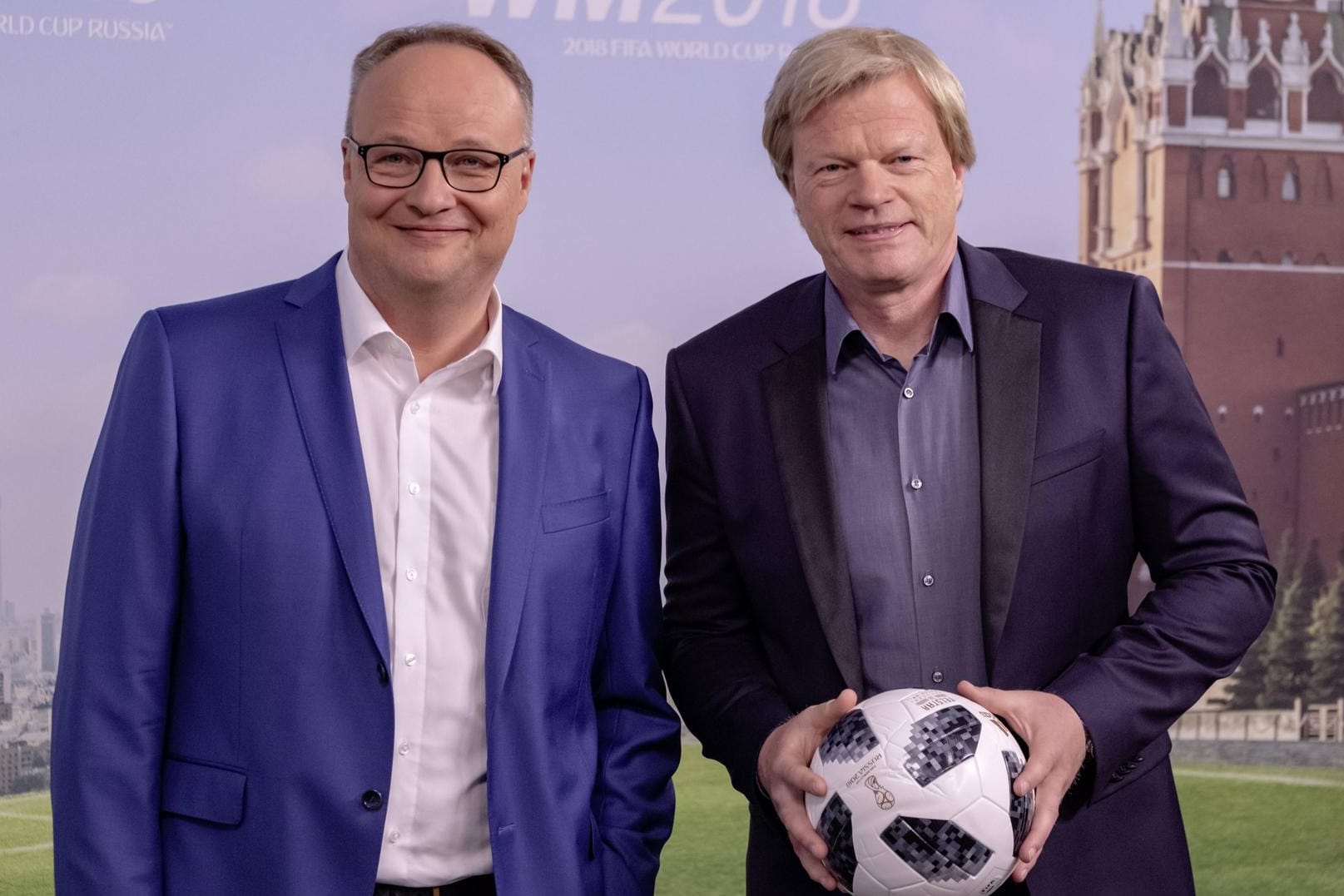 Dieses TV-Duo wird es zur Fußball-EM nicht mehr geben (v.l.): Oliver Welke und Oliver Kahn.