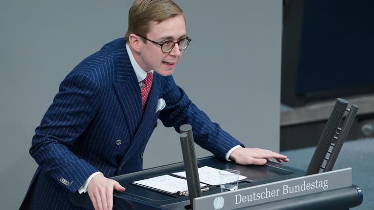 Philipp Amthor: Der Bundestagsabgeordnete warb für das Start-up Augustus Intelligence.