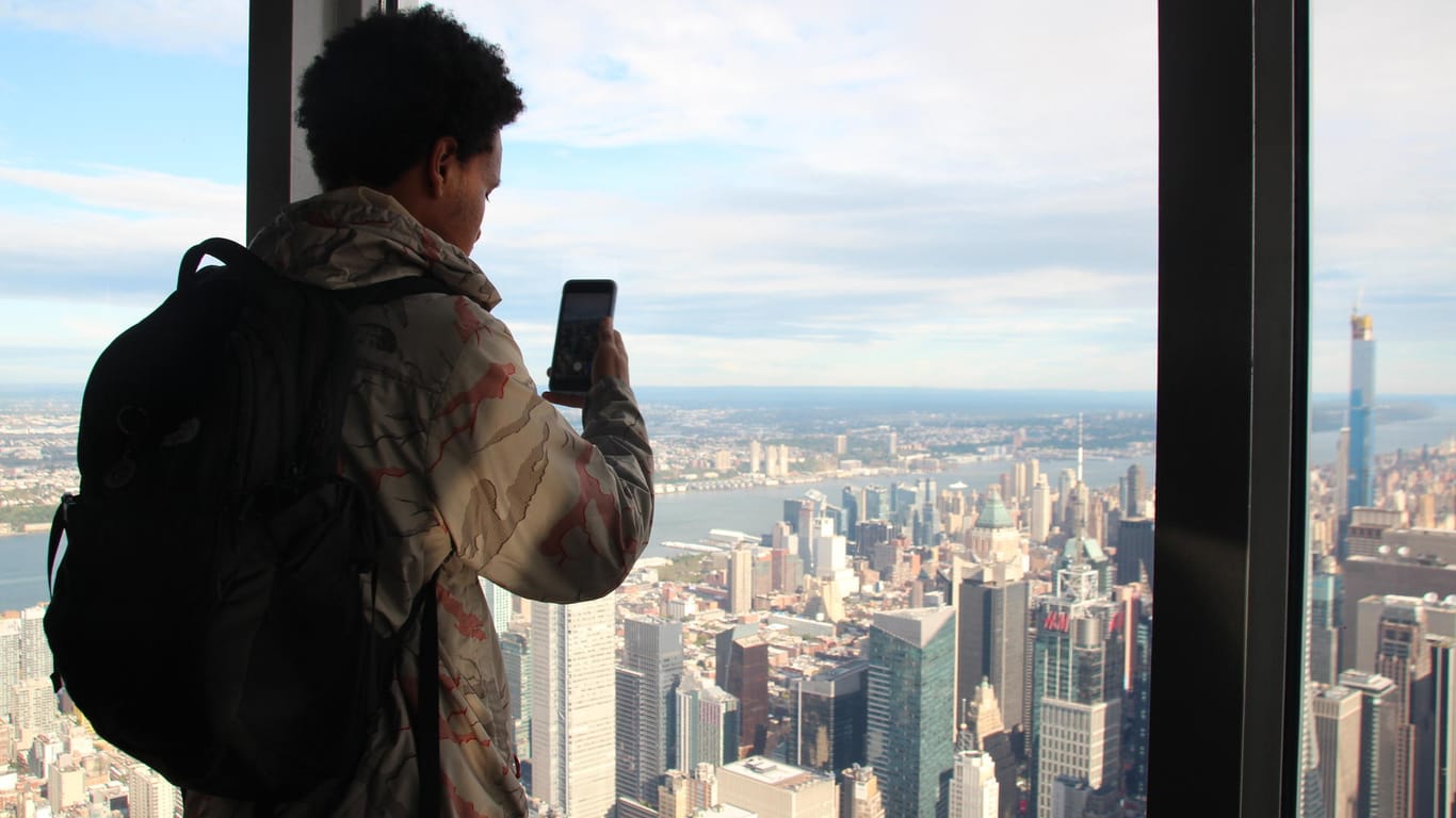 Attraktion in New York: Vor der Corona-Pandemie konnten Besucher die Aussicht aus dem 102. Stock im Empire State Building genießen.
