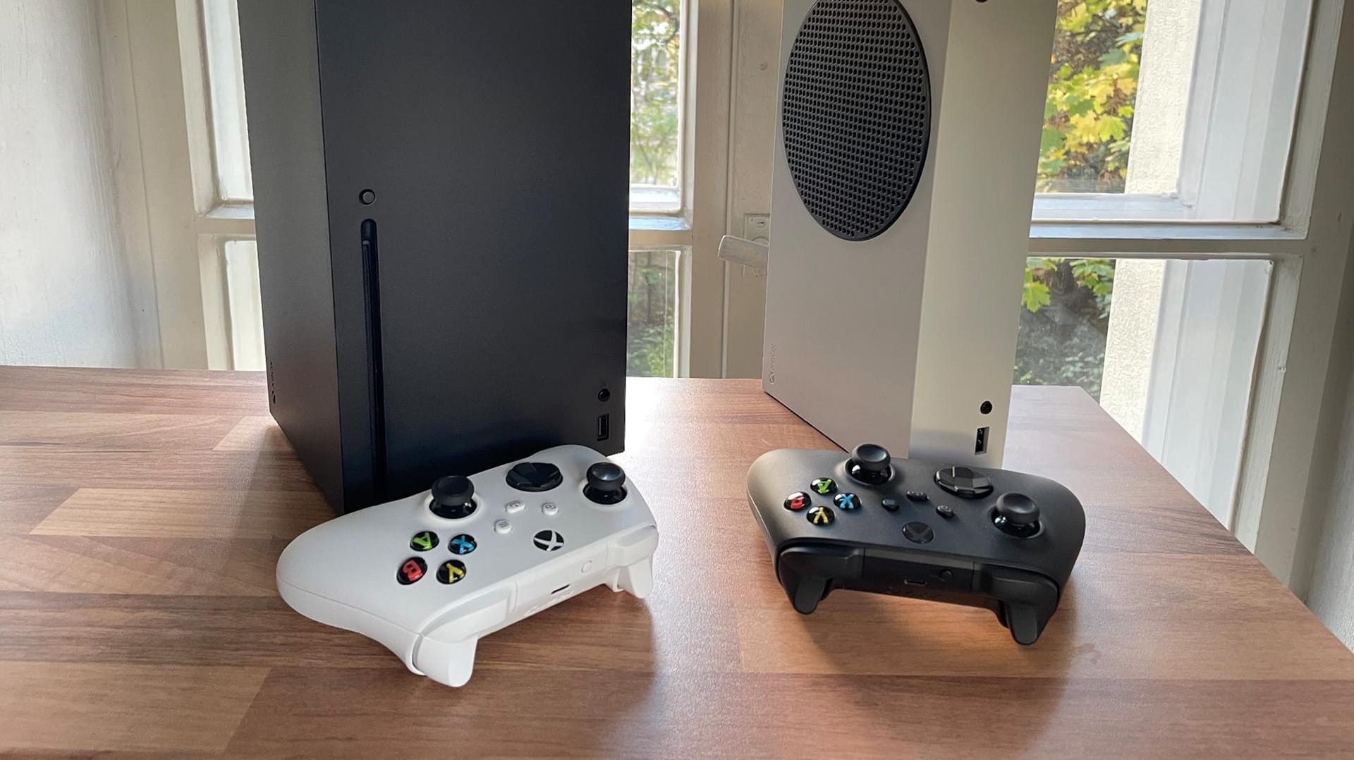 Die neue Xbox Series X und XS von Microsoft: Auch dank des Gaming-Booms in der Corona-Krise verzeichnet der Software-Konzern starke Umsätze. Die neue Xbox Series X und XS von Microsoft: Auch dank des Gaming-Booms in der Corona-Krise verzeichnet der Software-Konzern starke Umsätze.