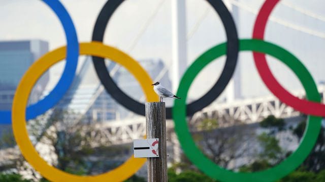 Alle Olympioniken in Tokio müssen sich prinzipiell täglich auf das Coronavirus testen lassen. Alle Olympioniken in Tokio müssen sich prinzipiell täglich auf das Coronavirus testen lassen.