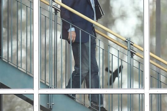 Fritz Keller schließt derzeit noch einen Rücktritt aus und will sich zumindest bis zu einem vorgezogenen DFB-Bundestag im Amt halten.