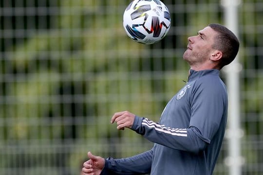 Nationalspieler Robin Gosens studiert neben seiner sportlichen Karriere seit einiger Zeit Psychologie.