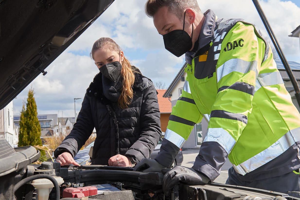 Pannenhilfe: Erstmals zeigt die ADAC-Statistik auch, wo die Schwachstellen des Elektroautos liegen.