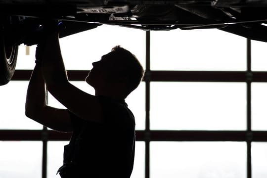Reparatur eines Unfallschadens: Die tatsächlichen Kosten dürfen laut Gerichtsentscheid niedriger ausfallen als die fiktive Abrechnung.