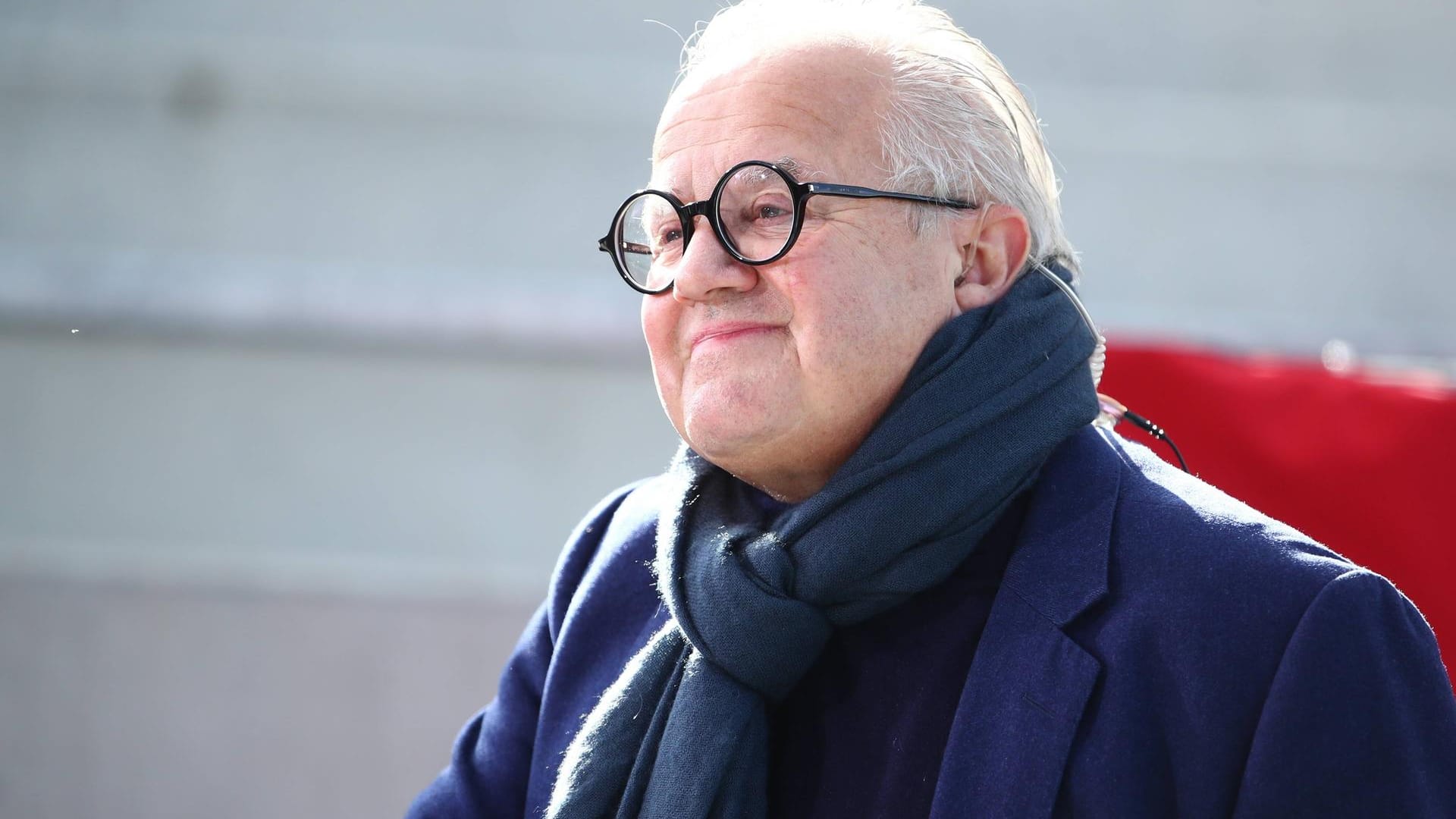 DFB-Präsident Fritz Keller schrieb nach seinem Nazi-Vergleich offenbar an alle Mitarbeiter eine Nachricht. DFB-Präsident Fritz Keller schrieb nach seinem Nazi-Vergleich offenbar an alle Mitarbeiter eine Nachricht.