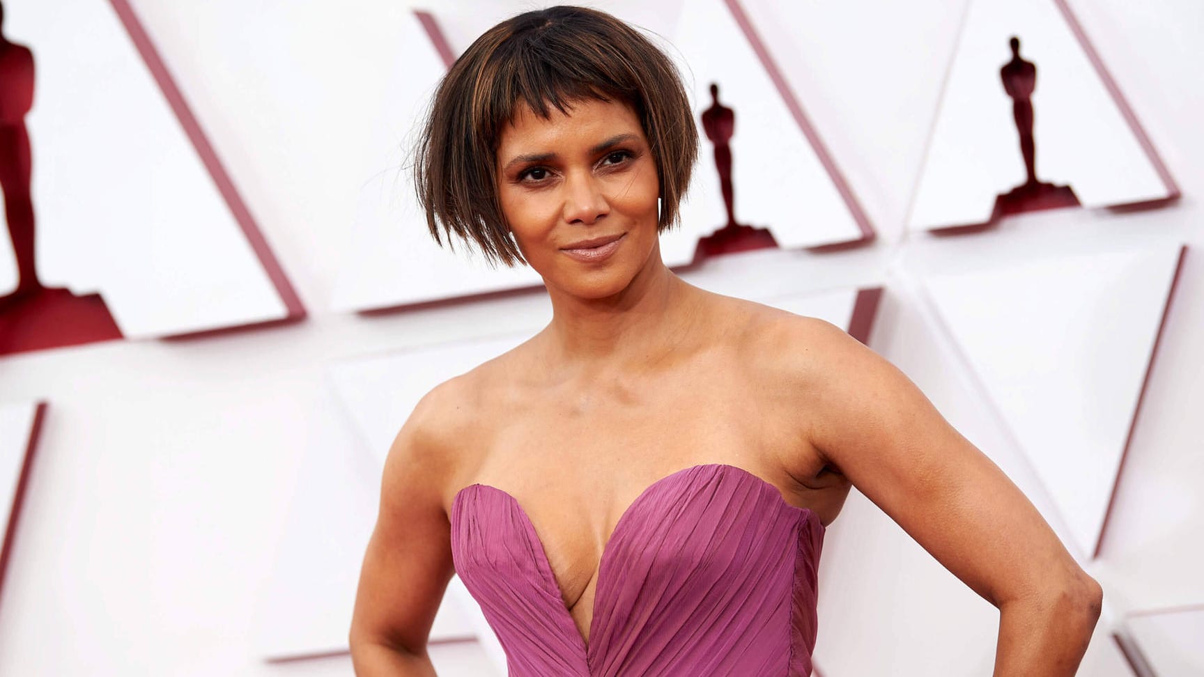 Halle Berry: Bei den Oscars trug sie diese Frisur.