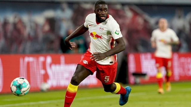 Auch englische Clubs hatten Interesse an Leipzigs Dayot Upamecano. Auch englische Clubs hatten Interesse an Leipzigs Dayot Upamecano.