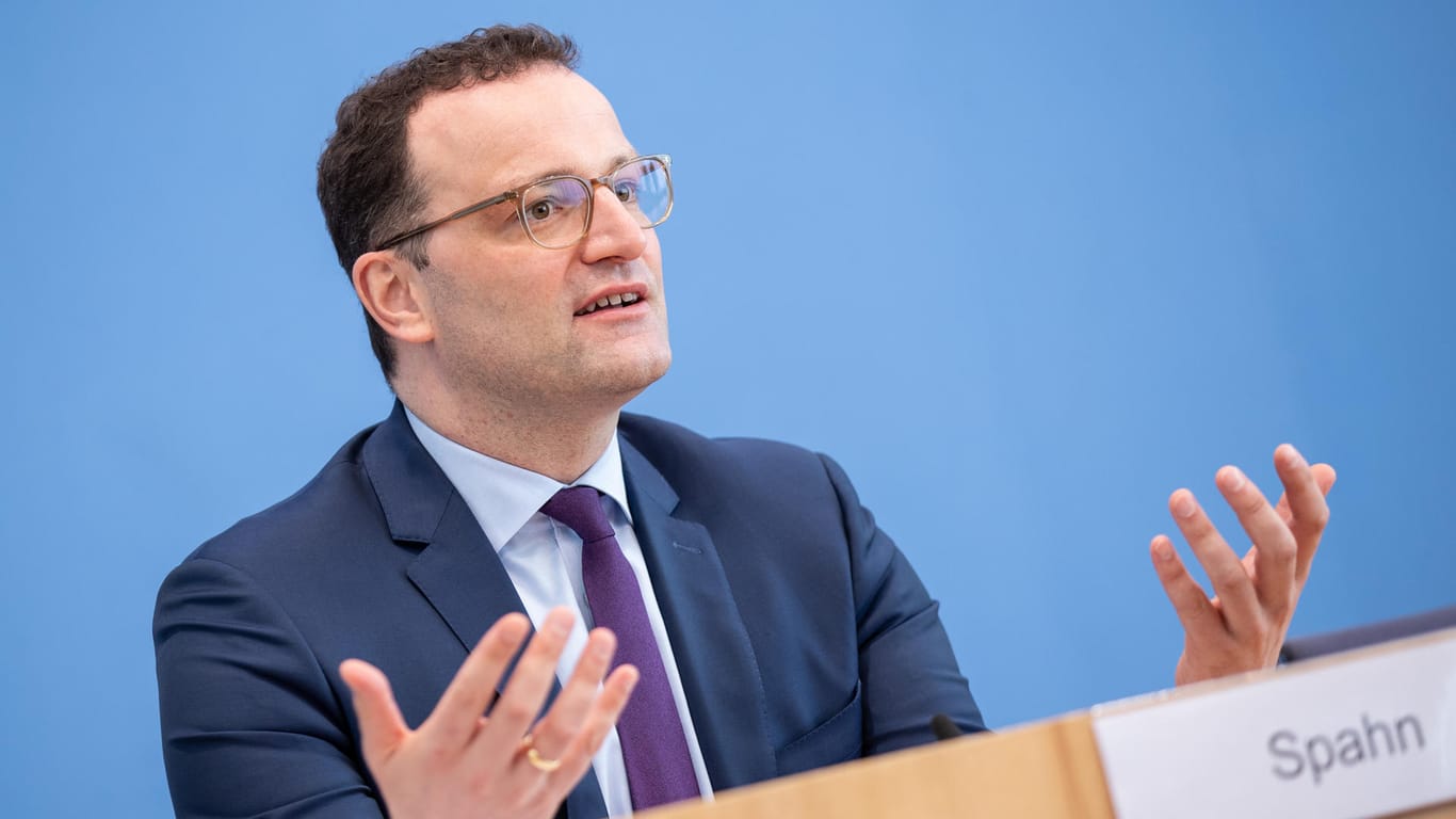 Gesundheitsminister Jens Spahn: Das Corona-Kabinett hat am Montag über Lockerungen für Geimpfte diskutiert.