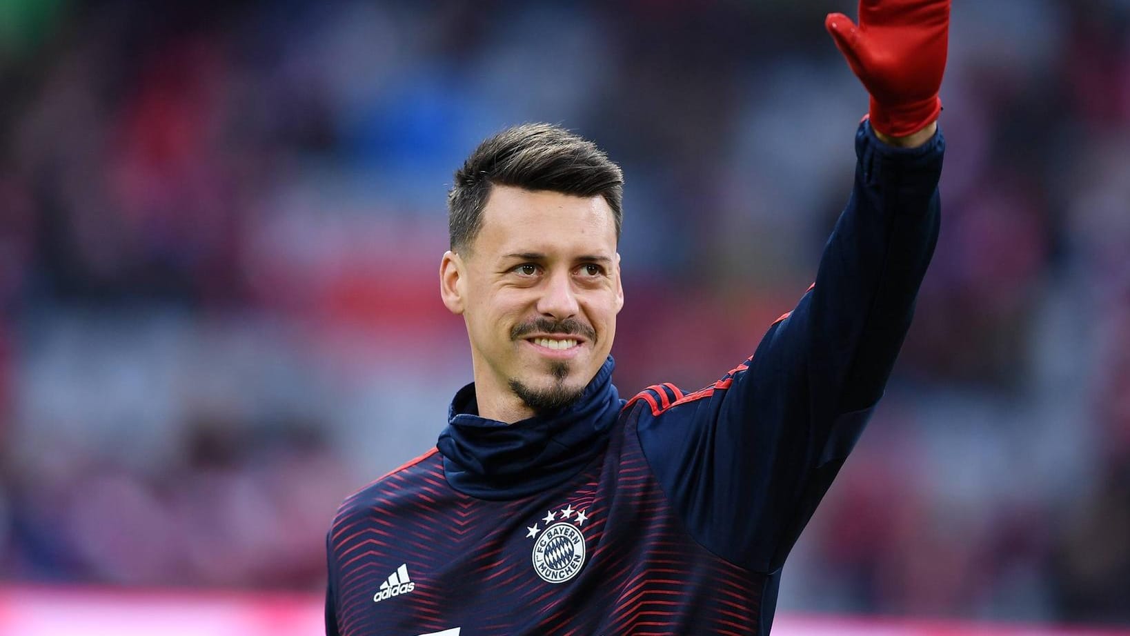 Sandro Wagner: Der frühere Bayern-Profi bleibt Experte beim Streamingdienst DAZN. Sandro Wagner: Der frühere Bayern-Profi bleibt Experte beim Streamingdienst DAZN.