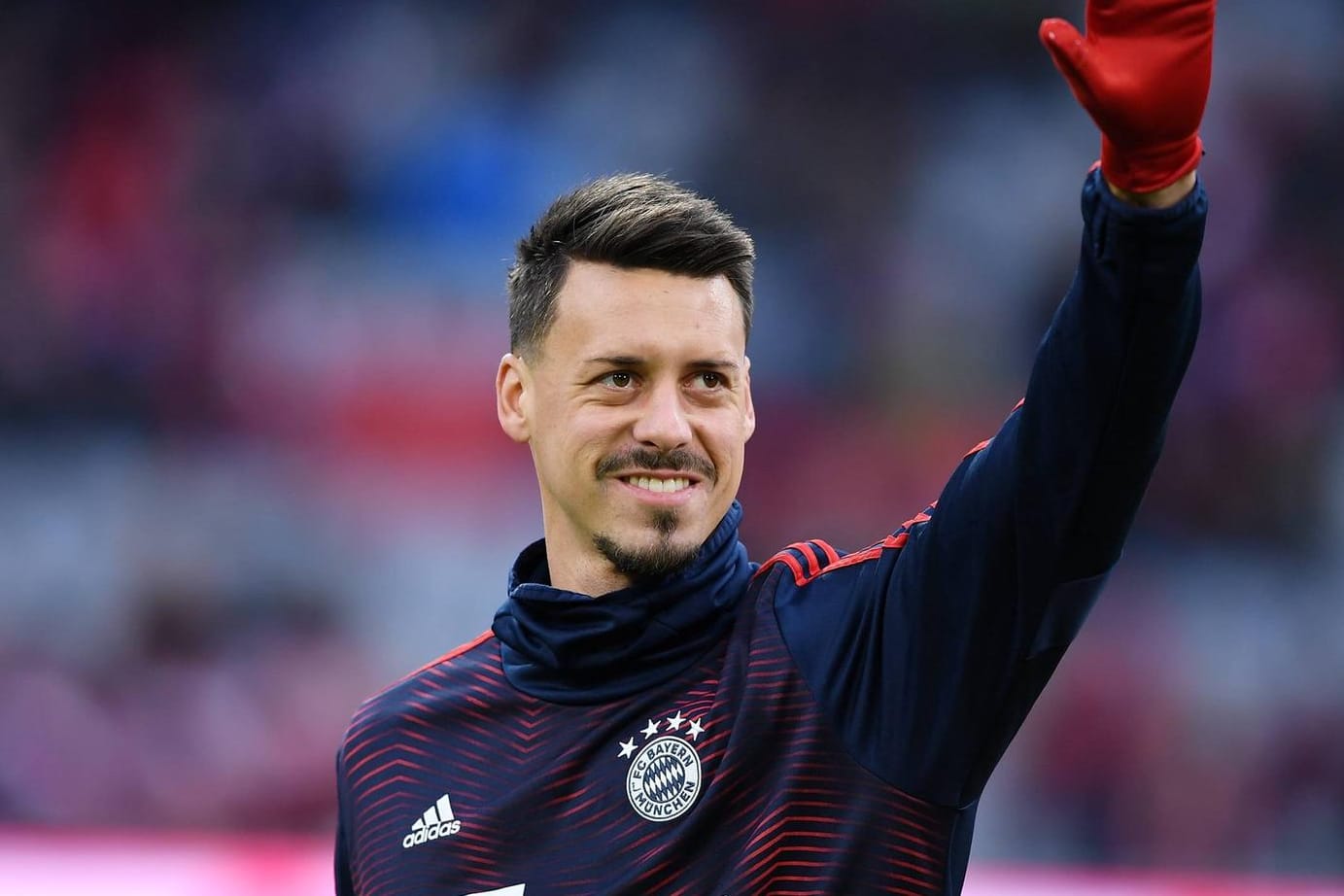 Sandro Wagner: Der frühere Bayern-Profi bleibt Experte beim Streamingdienst DAZN.