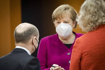 Angela Merkel: Die Bundeskanzlerin lobte die herausragende Arbeit der Ärzte und des Pflegepersonals in der Pandemie.
