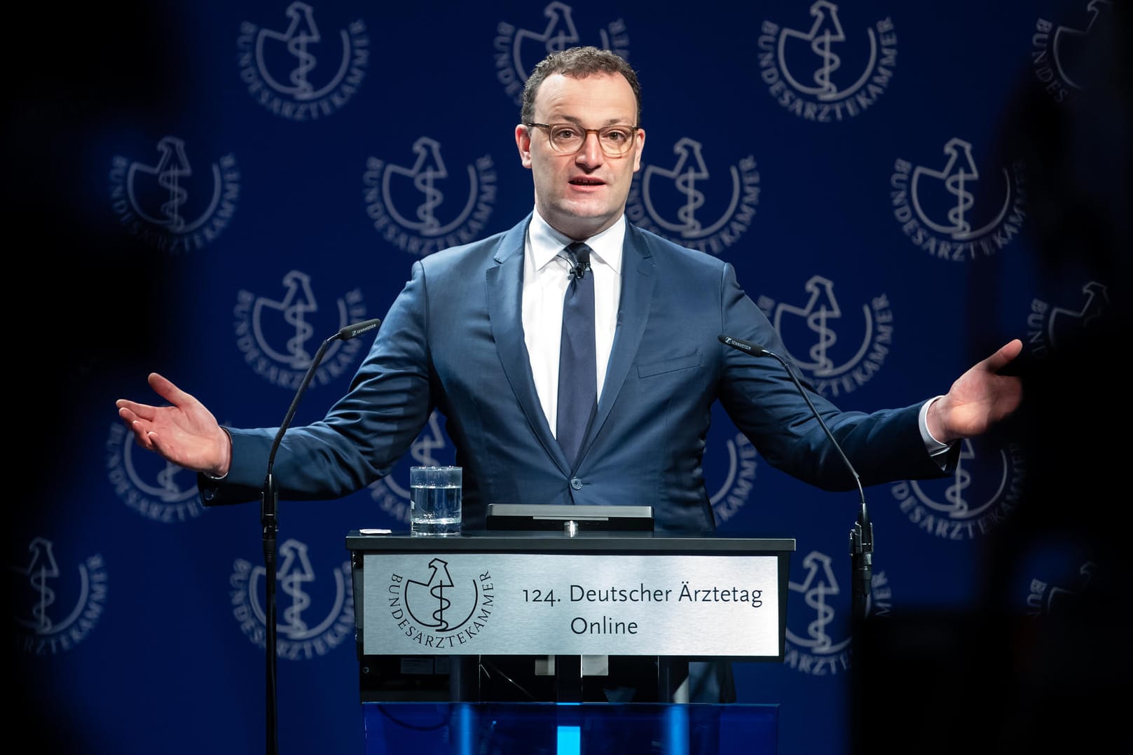 Bundesgesundheitsminister Jens Spahn bei der Eröffnungsveranstaltung des 124. Deutschen Ärztetages: "Die Zahlen sinken, das ist ermutigend".