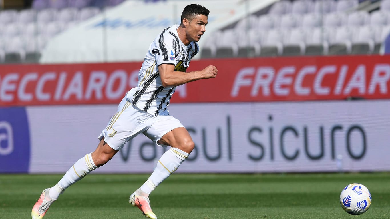 Cristiano Ronaldo hat noch bis 2022 Vertrag bei Juventus Turin.