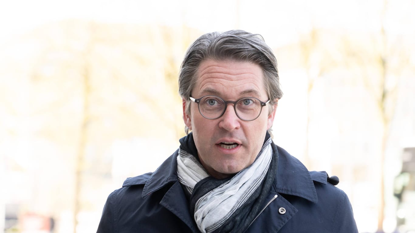 Verkehrsminister Andreas Scheuer: Die Opposition im Bundestag macht ihm in einem Entwurf für den Abschlussbericht schwere Vorwürfe.