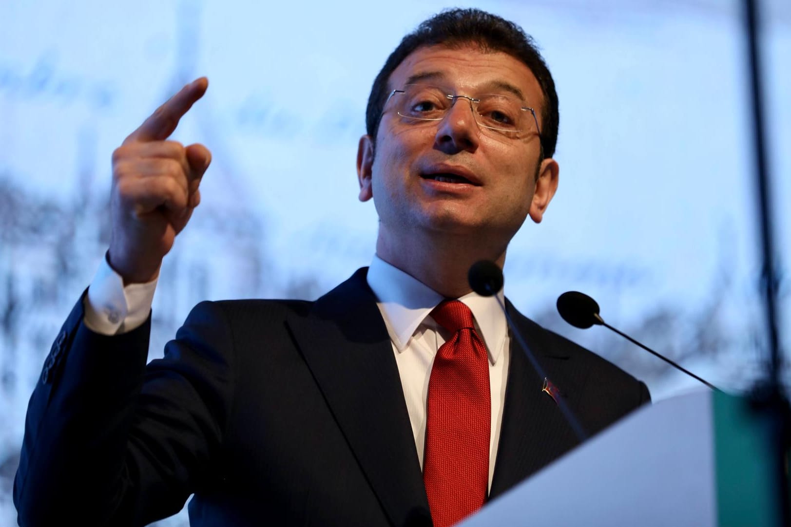 Ekrem Imamoglu: Gegen Istanbuls Bürgermeister wird wegen "respektlosen Verhaltens" ermittelt.