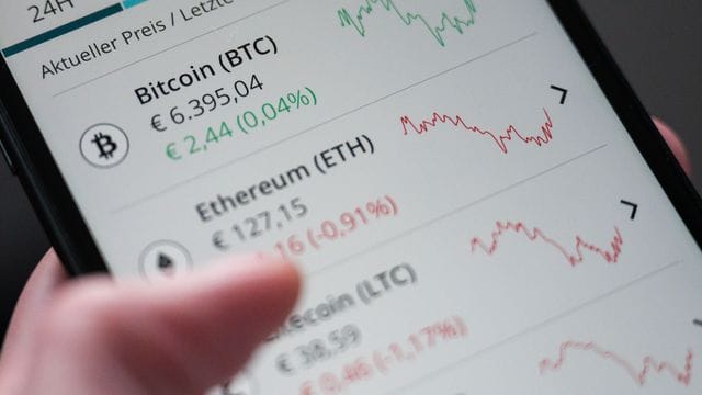 Mit Bitcoin oder Ether kann man jetzt ein Werk des Streetart-Künstlers Bansky bezahlen. Mit Bitcoin oder Ether kann man jetzt ein Werk des Streetart-Künstlers Bansky bezahlen.
