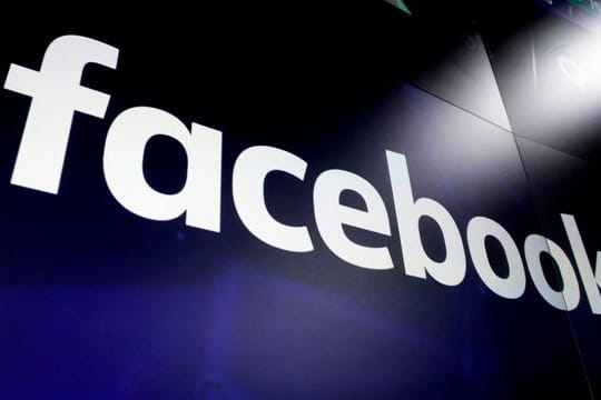Facebook sperrte Trump im Januar kurz vor dem Ende seiner Amtszeit.