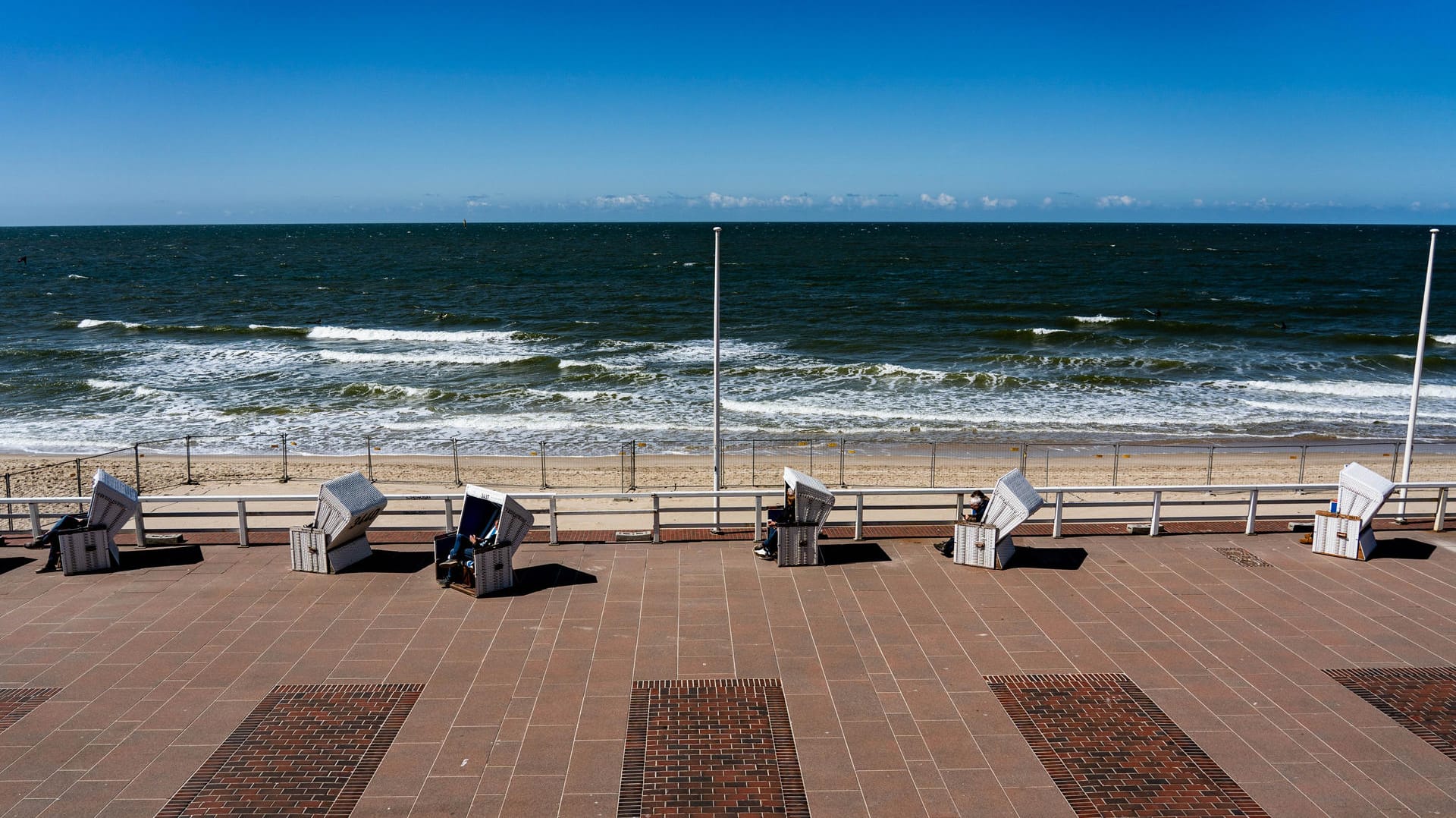 Strandkörbe auf Sylt: In den deutschen Urlaubsorten dürfte es im Sommer voll werden.