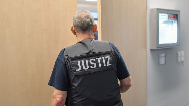 Justizmitarbeiter Justizmitarbeiter