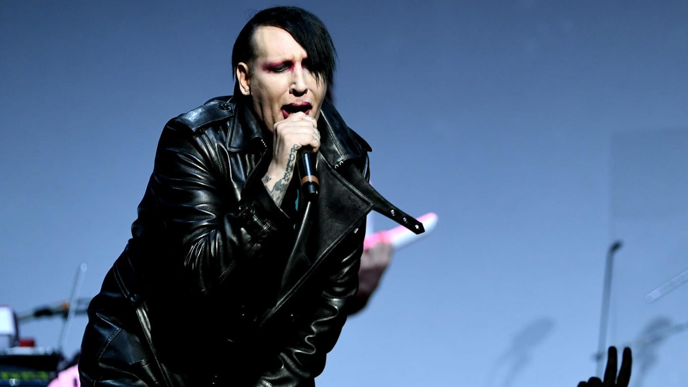 Marilyn Manson: Nun hat eine weitere Frau Missbrauchsvorwürfe gegen den Schockrocker erhoben.