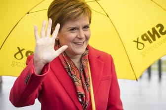 Eine Volksabstimmung zu blockieren, bedeute, den demokratischen Willen der Schotten zu ignorieren, sagte die schottische Regierungschefin Nicola Sturgeon in Richtung London.