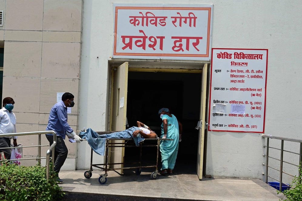 Uttar Pradesh, Indien: Erneut ist die Zahl der Neuinfektionen auf einen Rekordwert angestiegen.