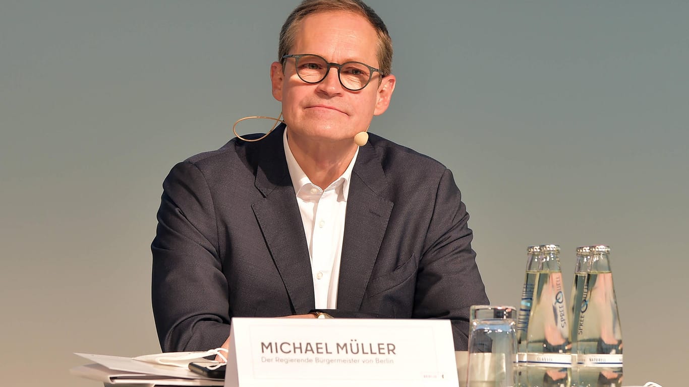 Berlins Regierender Bürgermeister Michael Müller (Archivbild): Der SPD-Politiker appellierte an die Eigenverantwortung der Berliner.