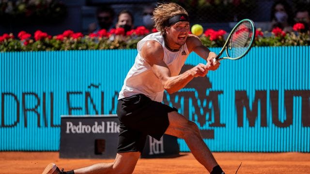 Alexander Zverev hat sich im Viertelfinale von Madrid gegen Rafael Nadal durchgesetzt. Alexander Zverev hat sich im Viertelfinale von Madrid gegen Rafael Nadal durchgesetzt.