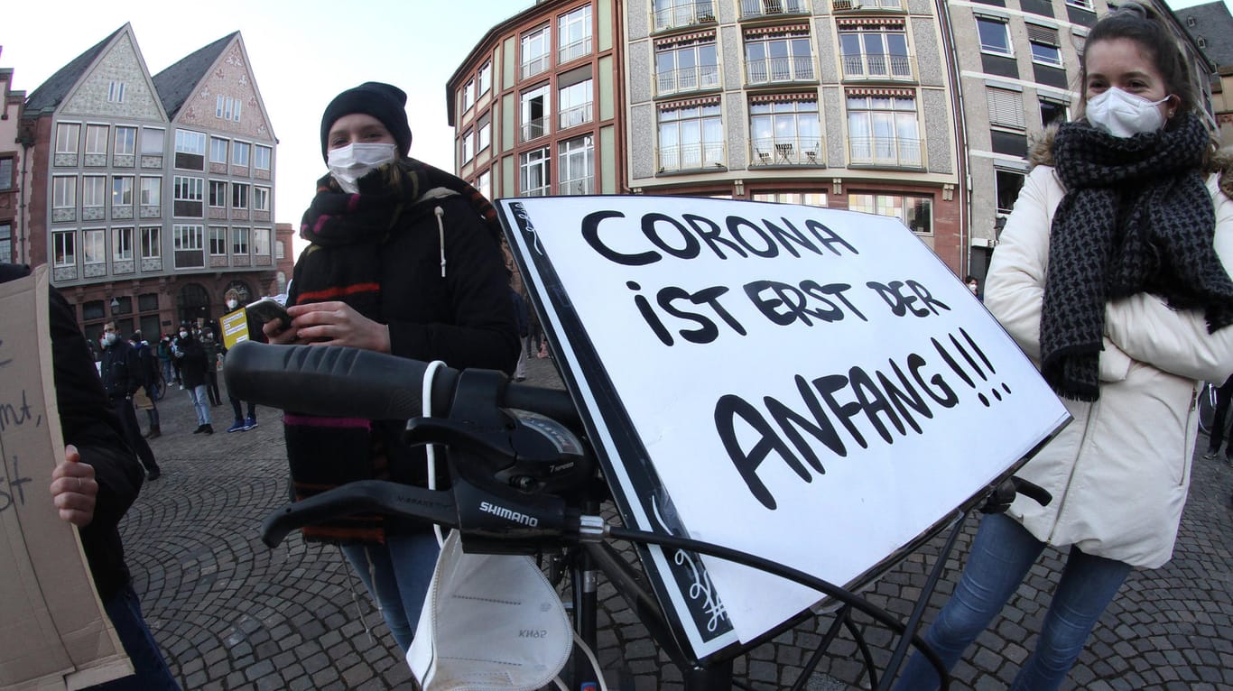 Demo von Fridays For Future in Frankfurt (Symbolbild): Ende April fiel ein wichtiges Klimaschutz-Urteil.