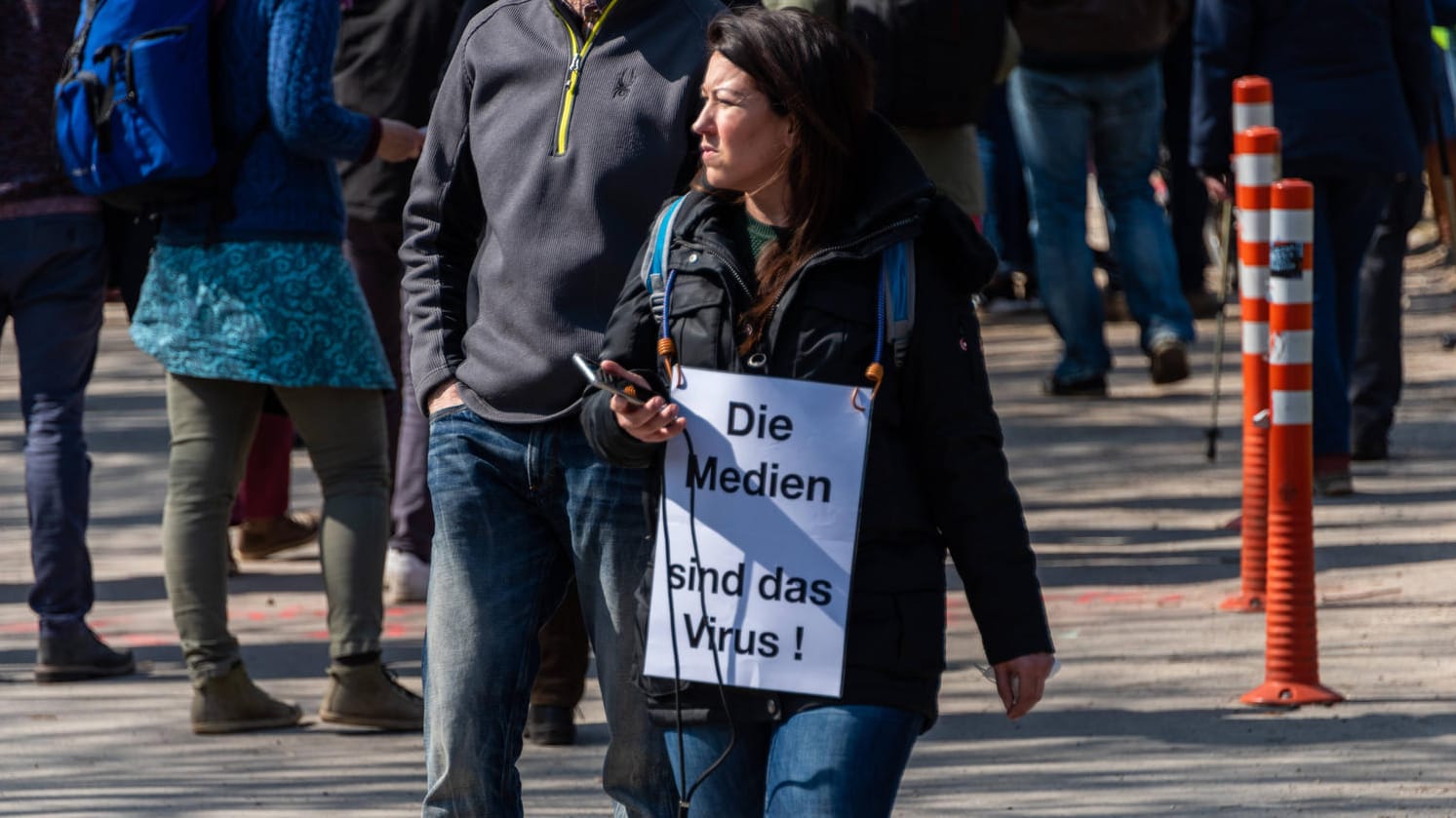 Demonstration von Gegnern der Corona-Politik: Oft stehen auch die Medien im Zentrum der Kritik.