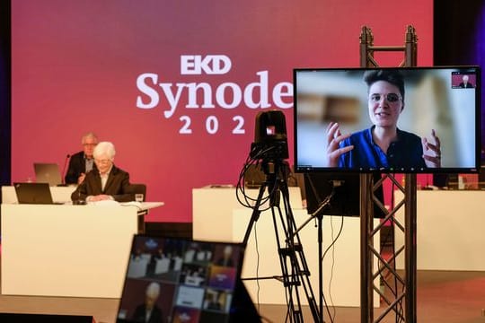 Die Philosophiestudentin Anna-Nicole Heinrich ist bei der 13.