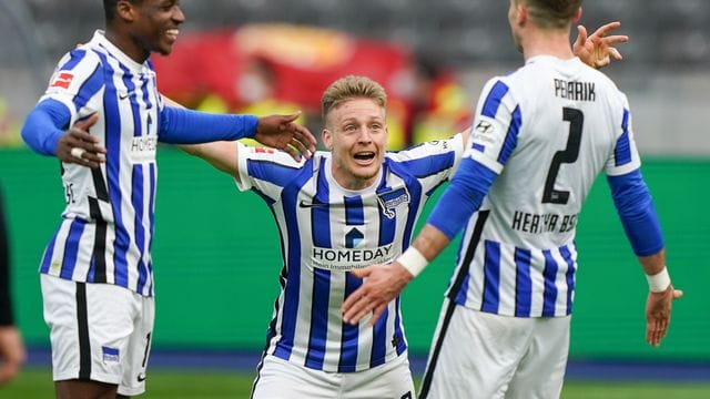 Hertha BSC trifft im Kampf um den Klassenerhalt auf Arminia Bielefeld. Hertha BSC trifft im Kampf um den Klassenerhalt auf Arminia Bielefeld.