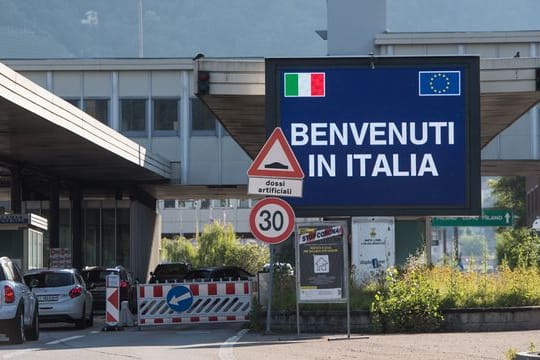 "Benvenuti in Italia": Schon ab Mitte Mai sollen Reisende aus Europa, die voll geimpft sind, leichter nach Italien einreisen können.