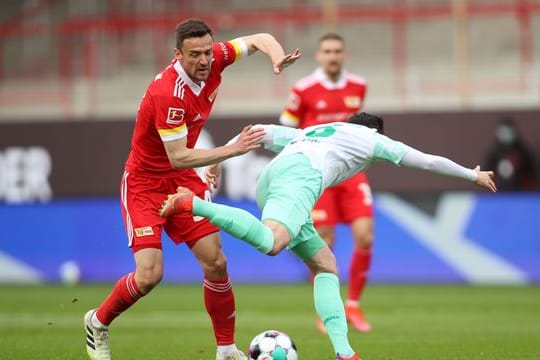 Christian Gentner (l) wird den 1.