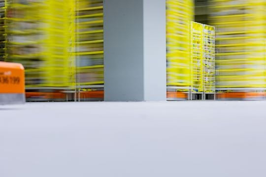 Der weltgrößte Online-Händler hat 2020 zwei Millionen gefälschte Artikel aus dem Verkehr gezogen.