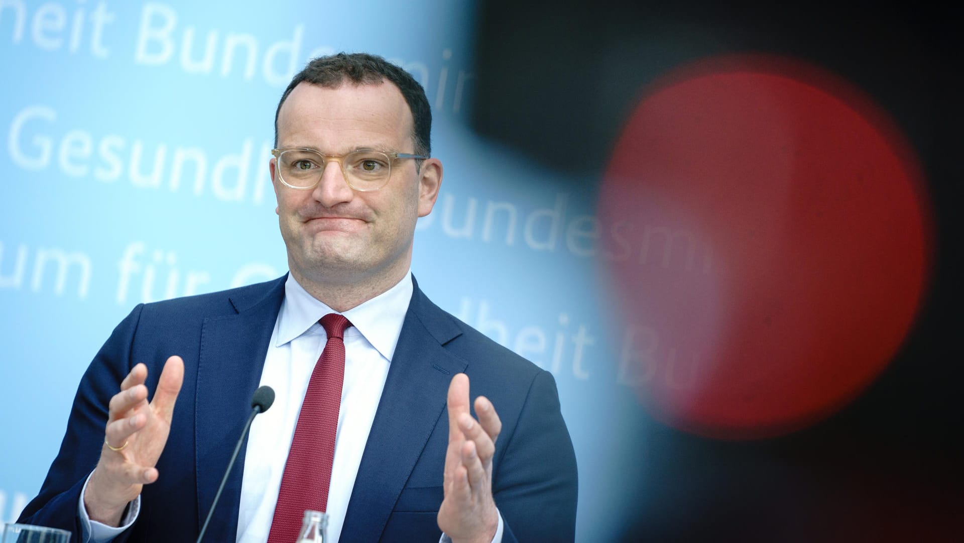 Gesundheitsminister Jens Spahn: "Ich gehe davon aus, dass wir bis Ende Mai, Anfang Juni die geimpft haben, die geimpft werden wollen, in dieser Altersgruppe."