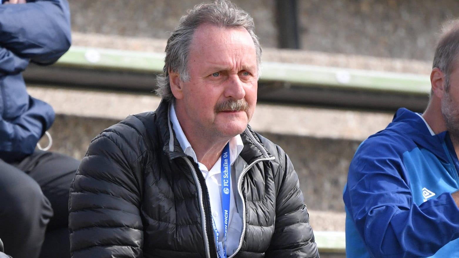 Neuer Job, aber nicht auf der Trainerbank: Legende Peter Neururer. Neuer Job, aber nicht auf der Trainerbank: Legende Peter Neururer.
