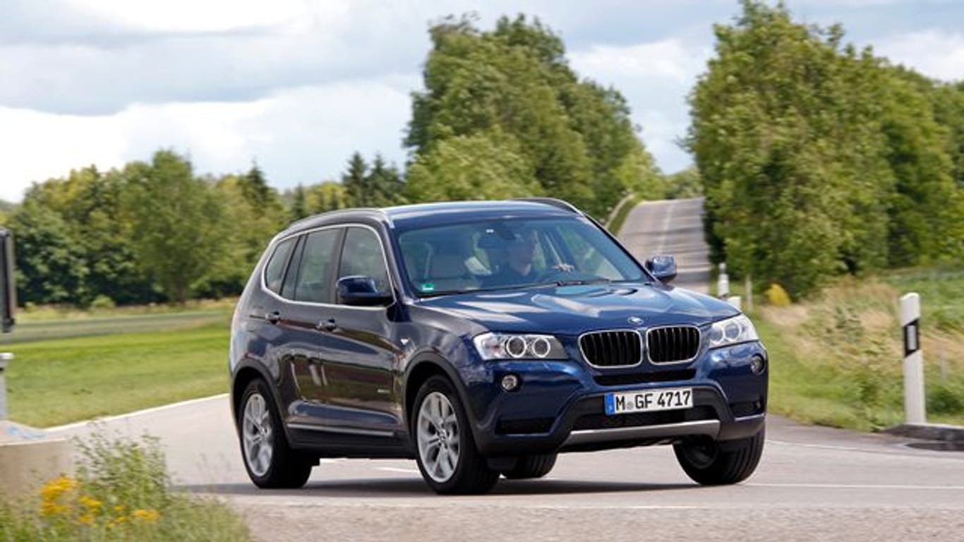 Kriegt die Kurve: Laut Tüv-Experten zählt der BMW X3 zu den "empfehlenswerten" Kompakt-SUVs.