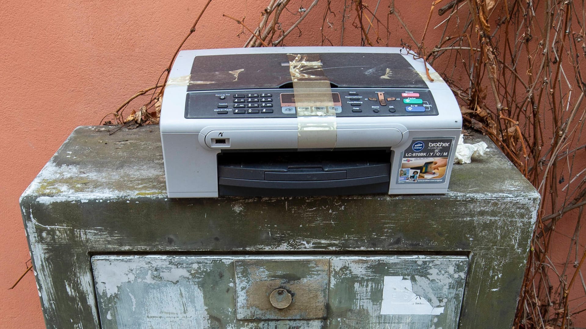 Ausgemustertes Faxgerät: Laut der Bremer Landesdatenschutzbeauftragten dürfen sensible Daten nicht per Fax verschickt werden.