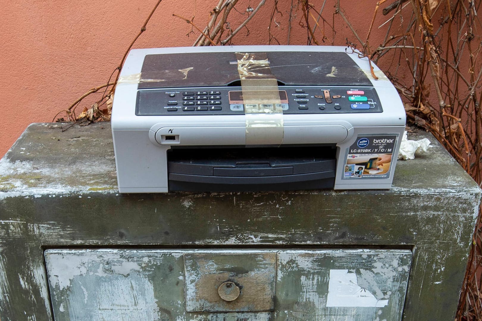 Ausgemustertes Faxgerät: Laut der Bremer Landesdatenschutzbeauftragten dürfen sensible Daten nicht per Fax verschickt werden.