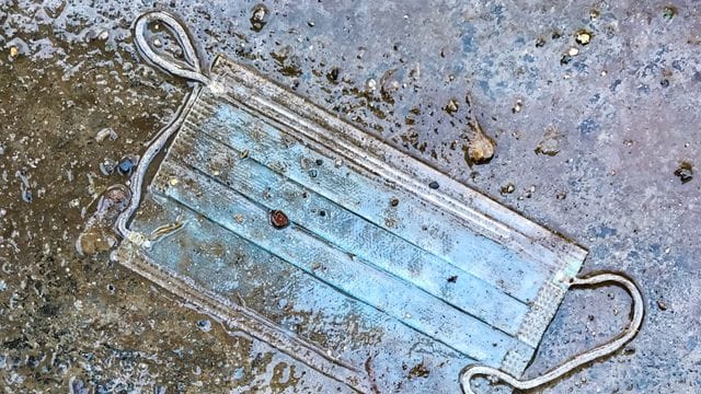 Das Virus als Waffe im Scheidungskrieg: Ein Österreicher hat seine Ex-Frau nach Überzeugung eines Gerichts immer wieder angehustet, um sie mit Corona anzustecken. Das Virus als Waffe im Scheidungskrieg: Ein Österreicher hat seine Ex-Frau nach Überzeugung eines Gerichts immer wieder angehustet, um sie mit Corona anzustecken.